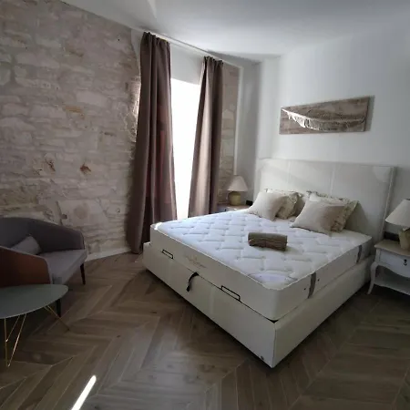Damiani Pula