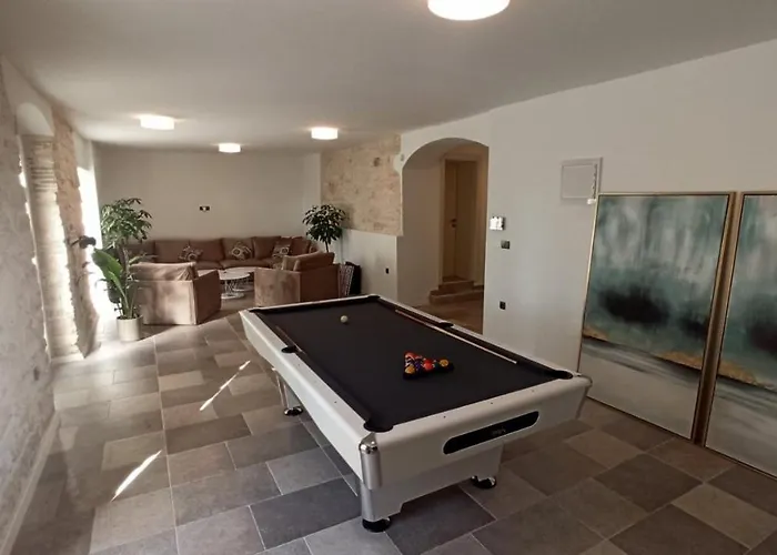 Damiani Вілла *